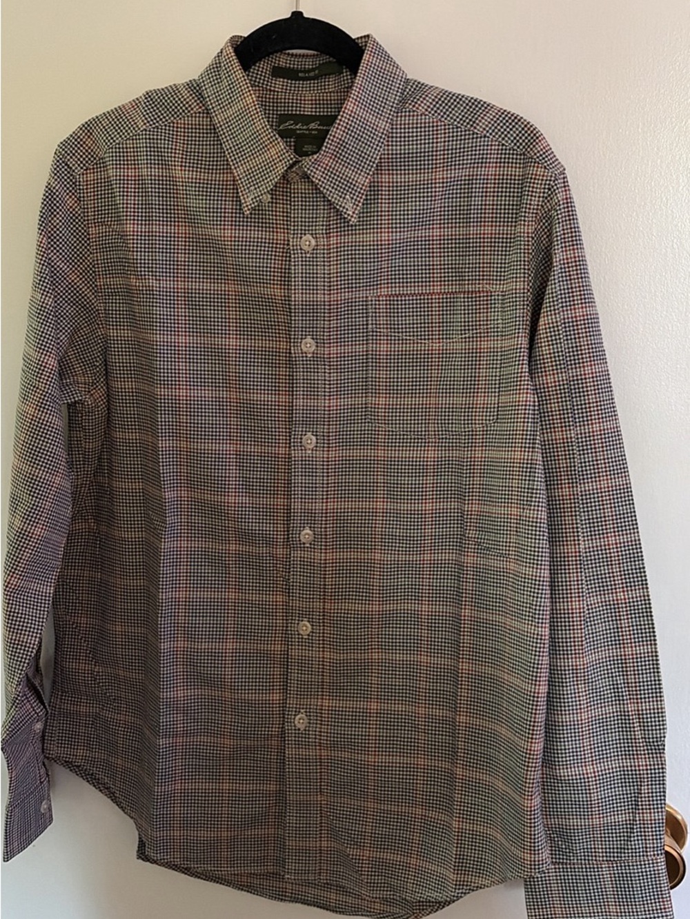 Men’s Eddie Bauer plaid button up shirt size medium